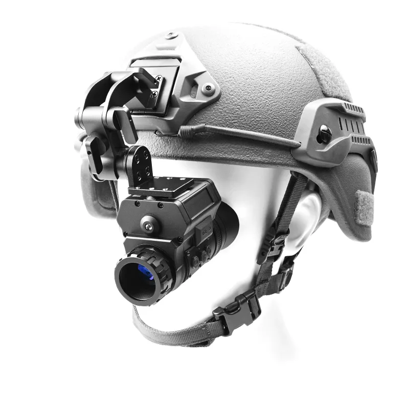 Binock Night Vision Monocular modèle NVG50 avec casque sur fond blanc